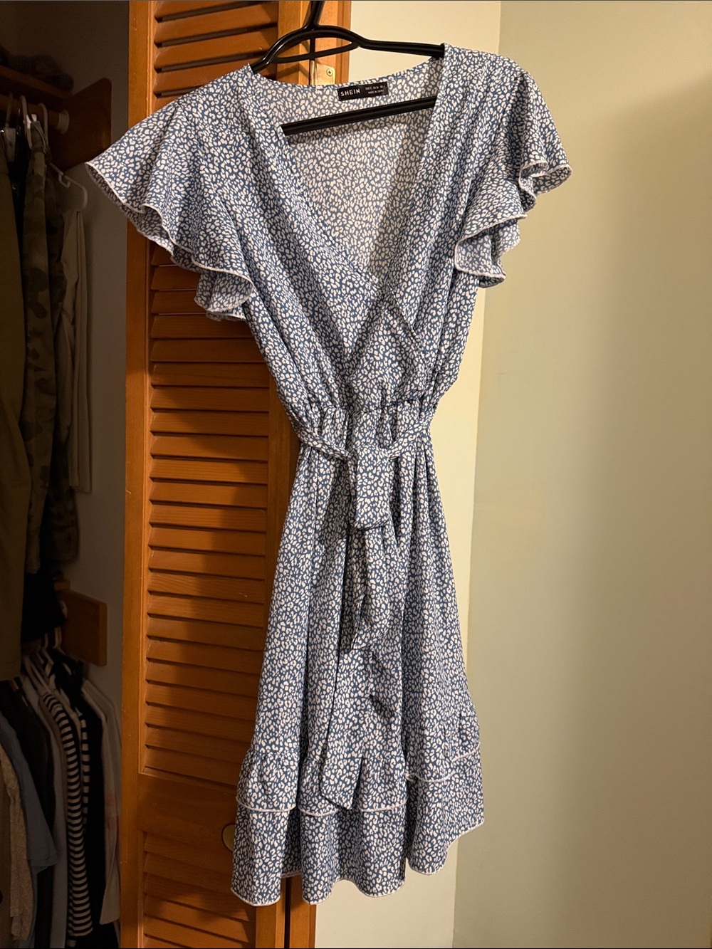 SHEIN Light Blue Floral Wrap Midi Dress with Ruffle Sleeves